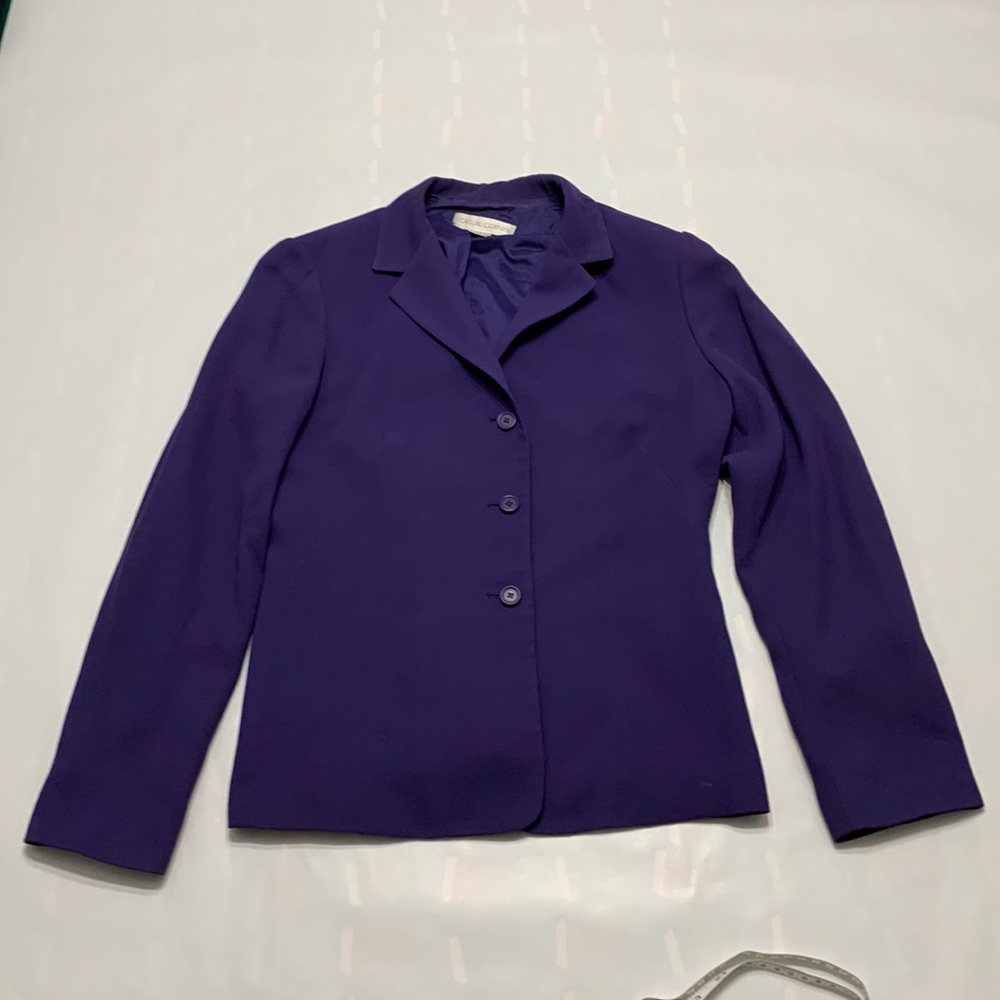 Casual Corner blazer. Size 6 - Picture 2 of 7